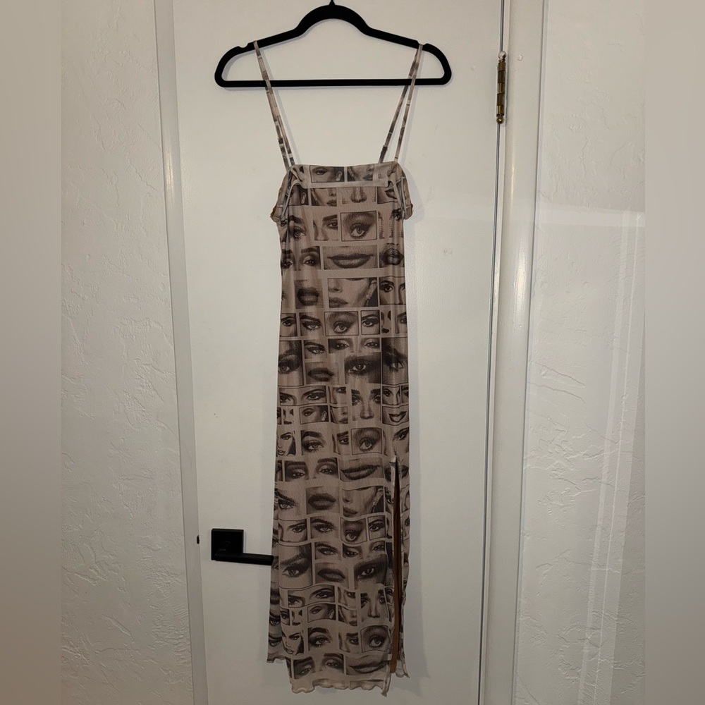Stretchy bodycon dress, removable straps